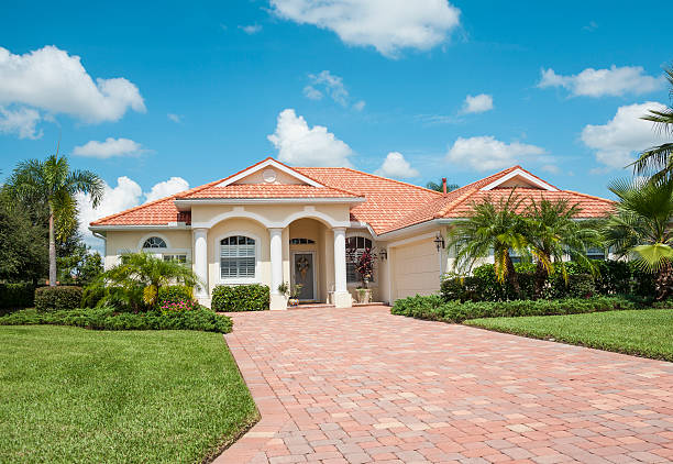 Best Interlocking Driveway Pavers  in Wollochet, WA